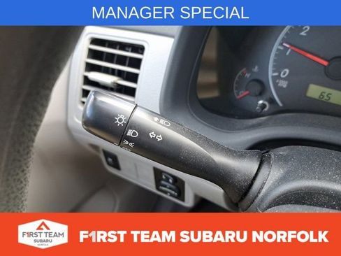 Used 2013 Toyota Corolla LE image 22