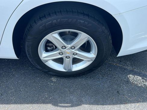 Used 2024 Chevrolet Malibu LT FWD image 36