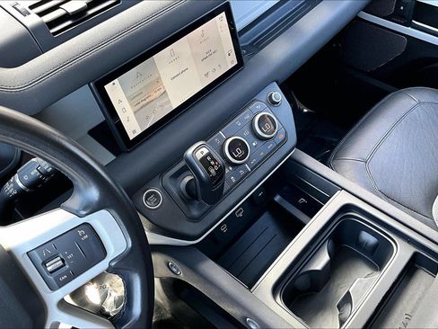 Certified 2023 Land Rover Defender 110 S AWD/4WD image 29