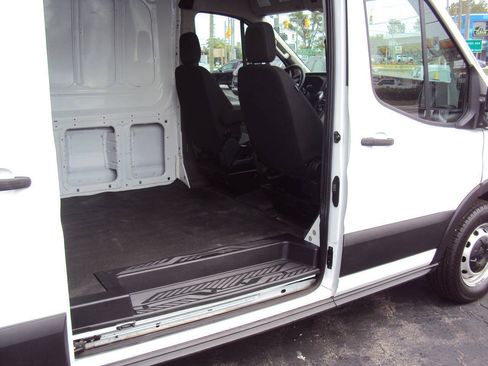 Used 2023 Ford Transit 250 148 High Roof RWD image 17