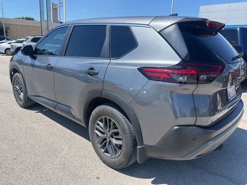Used 2023 Nissan Rogue S FWD image 4