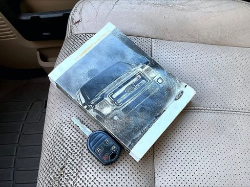 Used 2015 Ford F250 Lariat w/ Lariat Ultimate Package image 15