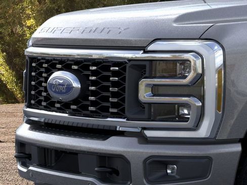 New 2026 Ford F350 Platinum image 17