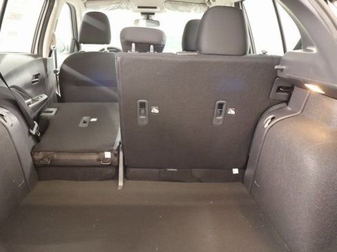 New 2025 Nissan Kicks Play S image 23