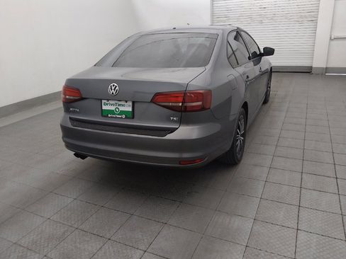 Used 2018 Volkswagen Jetta Wolfsburg Edition FWD image 9
