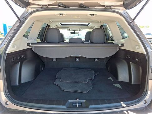 Used 2024 Subaru Forester Premium AWD/4WD image 30