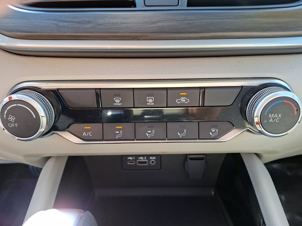 Used 2024 Nissan Altima 2.5 SV FWD image 23