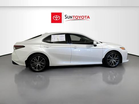 Used 2023 Toyota Camry XLE image 2