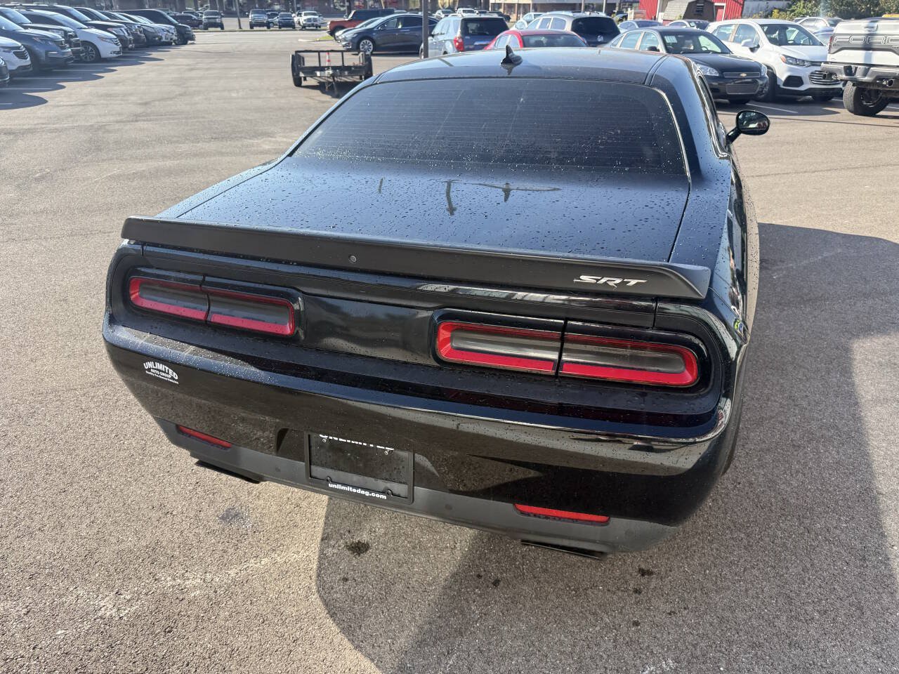 Used 2016 Dodge Challenger SRT Hellcat RWD image 8
