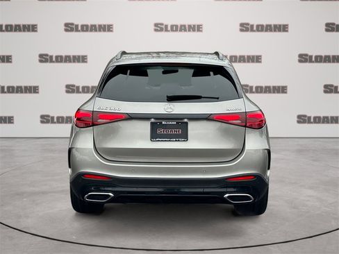 Used 2024 Mercedes-Benz GLC 300 4MATIC image 4