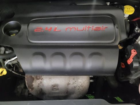 Used 2018 Jeep Compass Latitude w/ Popular Equipment Group AWD/4WD image 30