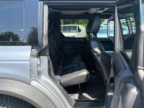 Used 2024 Ford Bronco Badlands AWD/4WD image 38