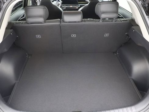 Used 2024 Kia Niro Wind w/ Wind Preserve Package FWD image 27