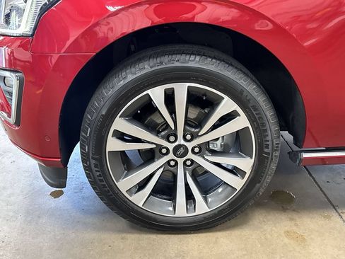 Used 2020 Ford Expedition Platinum AWD/4WD image 34