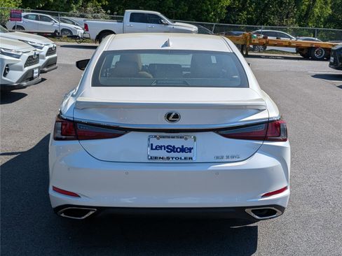 Certified 2025 Lexus ES 350 w/ Premium Package FWD image 4