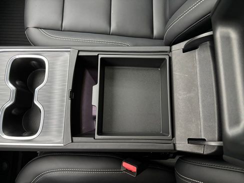 New 2026 GMC Acadia Elevation w/ Elevation Premium Package image 33