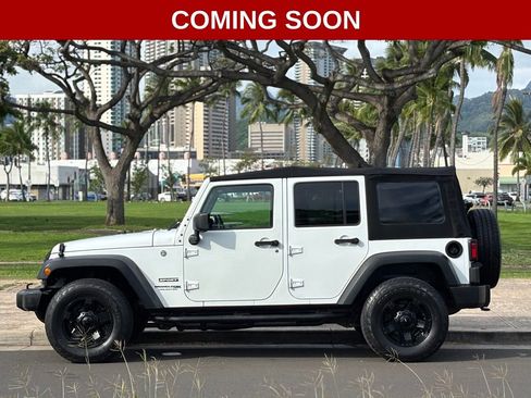 Used 2018 Jeep Wrangler Unlimited Sport S image 2