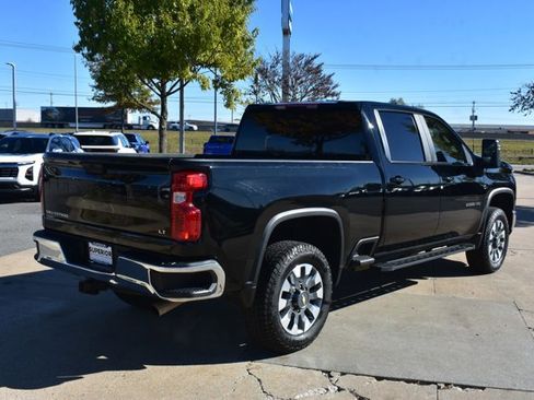 Used 2024 Chevrolet Silverado 2500 LT image 5