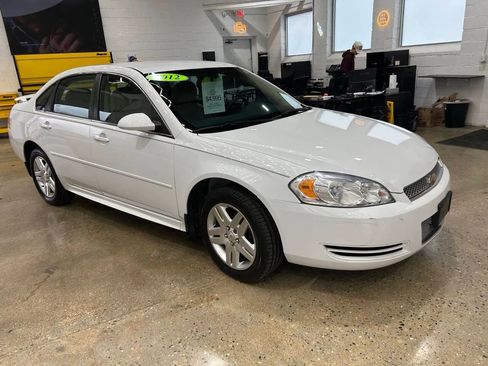 Used 2012 Chevrolet Impala LT FWD image 22