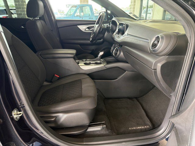 Used 2020 Chevrolet Blazer LT FWD image 24