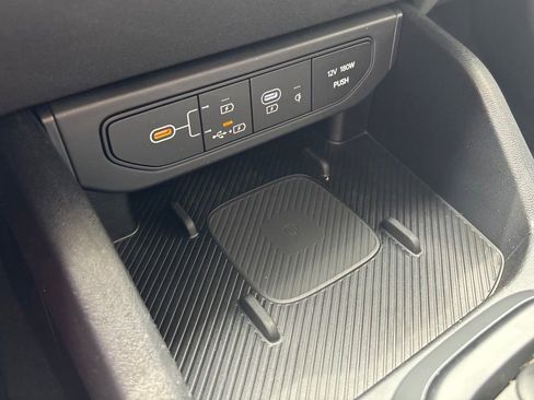 Used 2025 Kia K4 EX FWD image 25