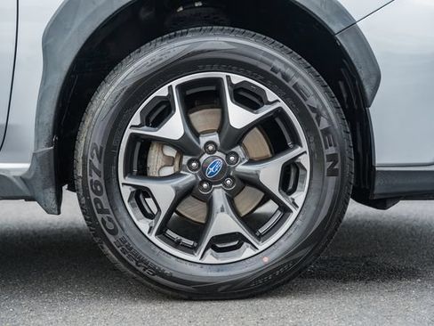 Used 2020 Subaru Crosstrek 2.0i Premium w/ Moonroof Package 1 AWD/4WD image 15