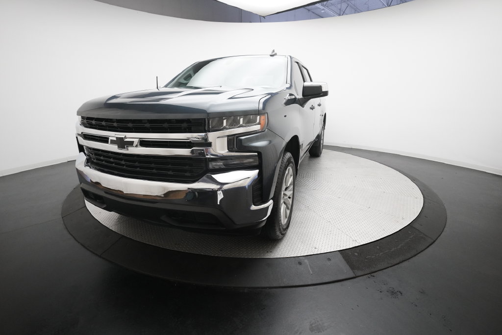 Used 2021 Chevrolet Silverado 1500 LT w/ Bed Protection Package AWD/4WD image 12