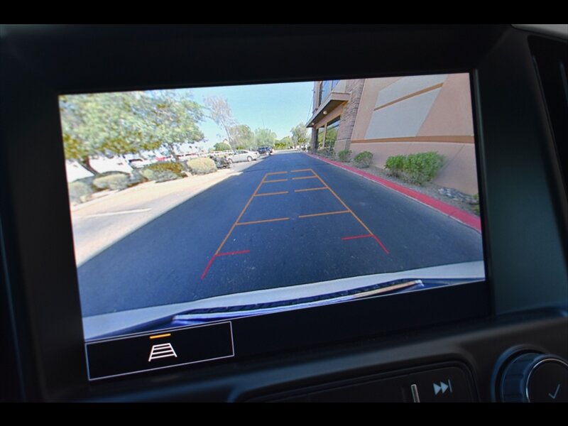 Used 2023 GMC Terrain SLT FWD image 11