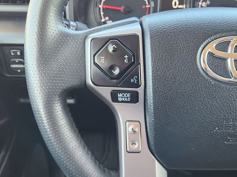 Used 2024 Toyota 4Runner SR5 image 32