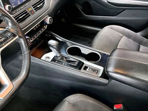 Used 2020 Nissan Altima 2.5 SV AWD/4WD image 17