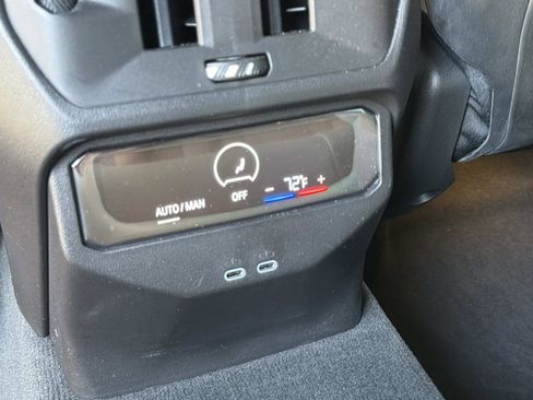 Used 2025 BMW X3 xDrive30 w/ Premium Package AWD/4WD image 16