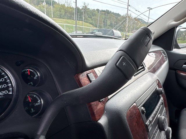 Used 2013 Chevrolet Avalanche LS w/ All-Star Edition AWD/4WD image 18