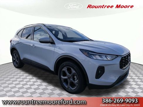 Certified 2025 Ford Escape ST-Line Select AWD/4WD image 1
