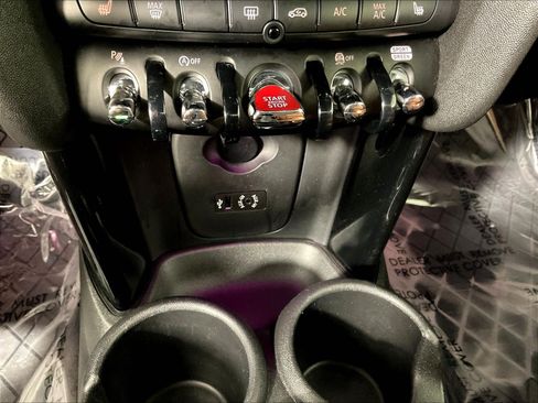 Used 2018 MINI Cooper S FWD image 15