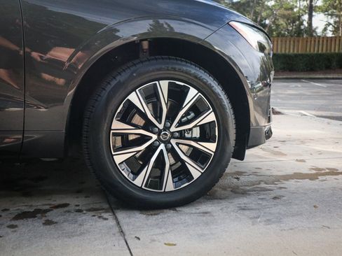 Used 2025 Volvo XC60 B5 Plus w/ Climate Package image 13