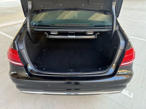 Used 2016 Mercedes-Benz E 350 Sedan image 11