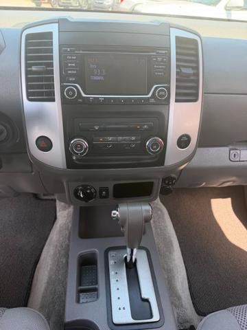 Used 2017 Nissan Frontier SV AWD/4WD image 11