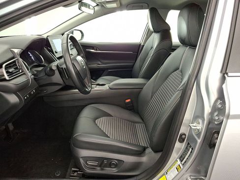 Certified 2023 Toyota Camry SE FWD image 11