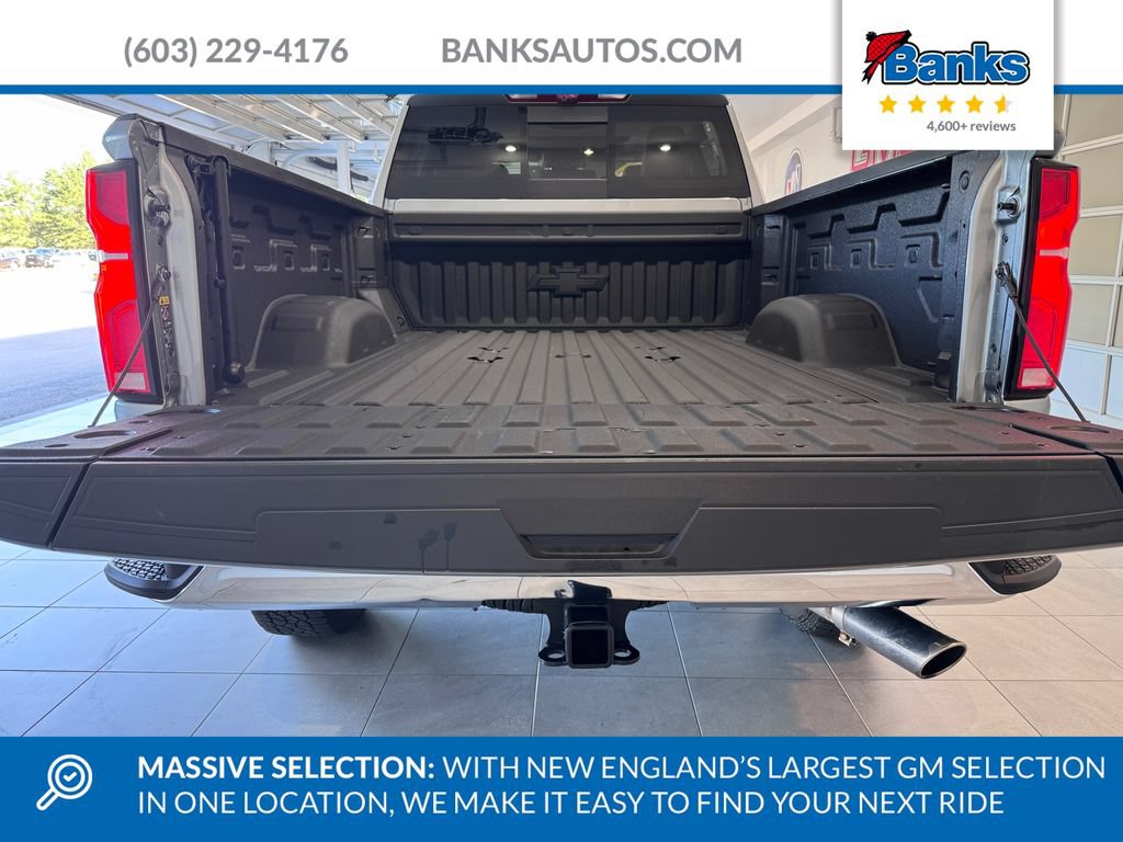 Certified 2025 Chevrolet Silverado 2500 LTZ w/ LTZ Plus Package AWD/4WD image 8