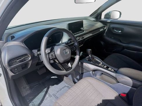 Used 2023 Honda CR-V EX-L image 9