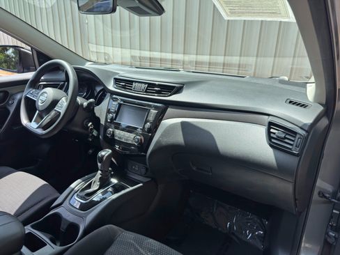 Used 2020 Nissan Rogue Sport S w/ Appearance Package FWD image 13