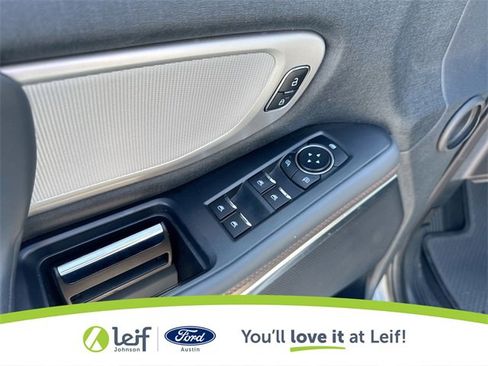 Used 2025 Ford Expedition Active image 19