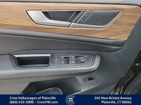 New 2026 Volkswagen Atlas SE image 39