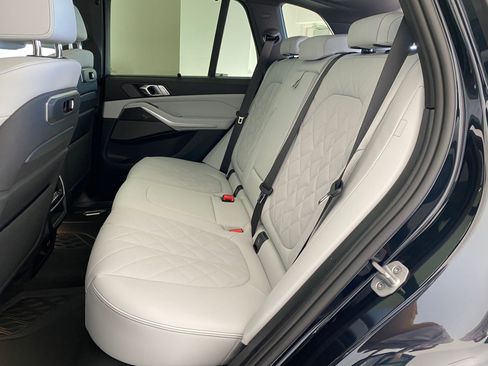 New 2026 BMW X5 M60i AWD/4WD image 14