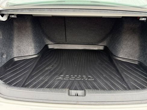 Used 2022 Honda Accord Touring image 23