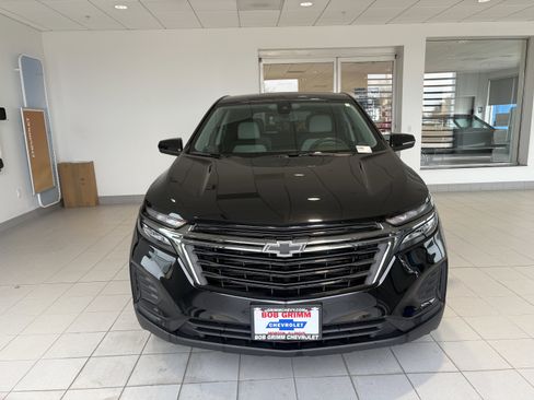 Used 2024 Chevrolet Equinox LS w/ LS Convenience Package image 5