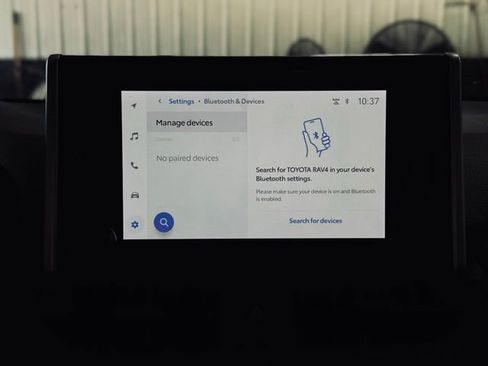 Used 2024 Toyota RAV4 LE image 32