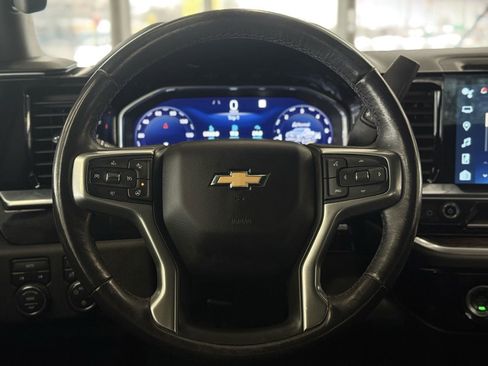 Used 2022 Chevrolet Silverado 1500 LT image 29