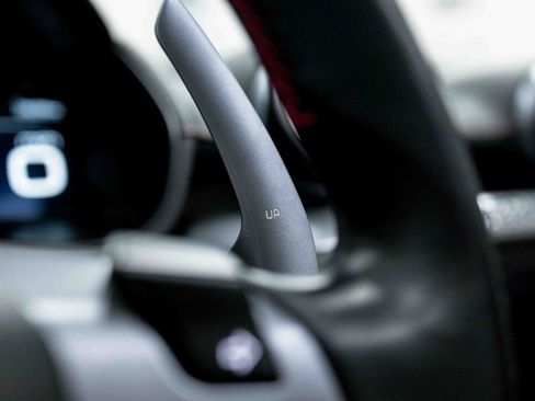 Used 2019 Ferrari Portofino RWD image 54