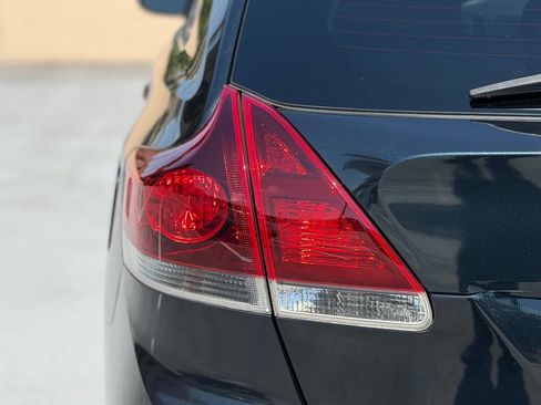 Used 2013 Toyota Venza LE w/ LE Convenience Pkg AWD/4WD image 10